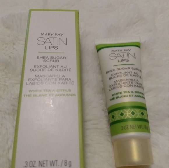 Mary Kay Satin Lips - Picture 1 of 2